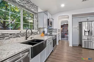 19721 San Chisolm Dr, Round Rock, TX 78664 - Photo 14