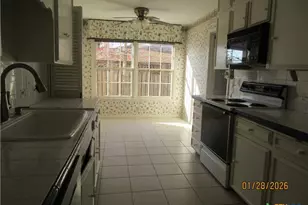 906 Illinois Ave, Killeen, TX 76541 - Photo 16