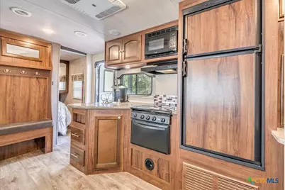 1007 Live Oak Drive, Canyon Lake, TX 78133 - Photo 12