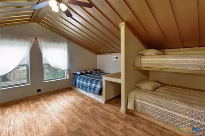 402 Sunset Drive, Edna, TX 77957 - Photo 38