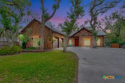 402 Sunset Drive, Edna, TX 77957 - Photo 2