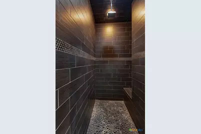 402 Sunset Drive, Edna, TX 77957 - Photo 28