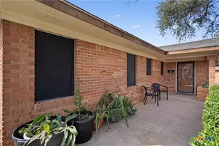 2010 S 49th St, Temple, TX 76504 - Photo 2