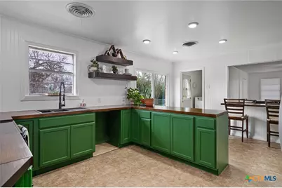 2010 S 49th Street, Temple, TX 76504 - Photo 8