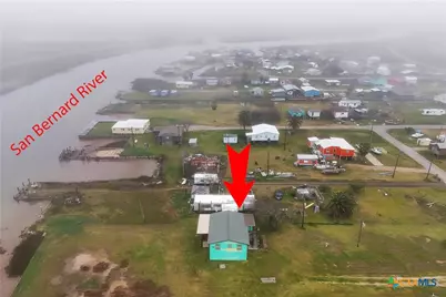 1725 Cr 441D, Brazoria, TX 77422 - Photo 20