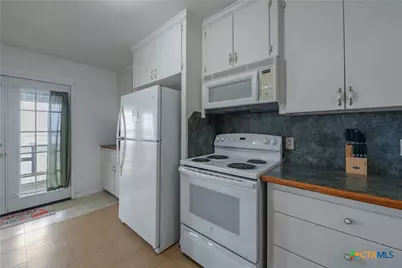 1725 Cr 441D, Brazoria, TX 77422 - Photo 8