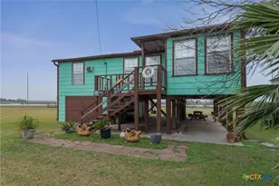1725 Cr 441D, Brazoria, TX 77422 - Photo 1