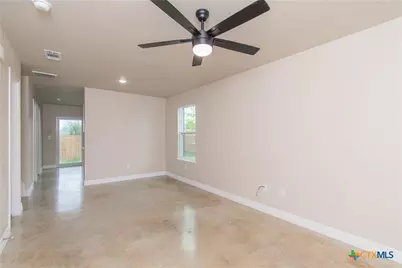806 White Meadow Drive #B, Harker Heights, TX 76548 - Photo 4