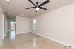 806 White Meadow Dr, Harker Heights, TX 76548 - Photo 4