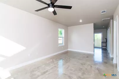 806 White Meadow Drive #B, Harker Heights, TX 76548 - Photo 2