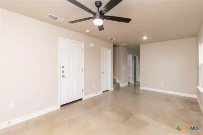 806 White Meadow Drive #B, Harker Heights, TX 76548 - Photo 2