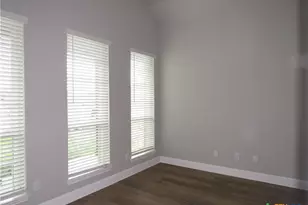 5737 Redfish Ct, Belton, TX 76513 - Photo 4