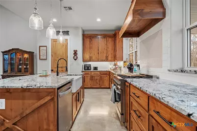 250 Elesha Lane, Eddy, TX 76524 - Photo 14