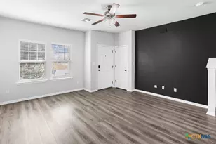 105 Switchgrass St, San Marcos, TX 78666 - Photo 8