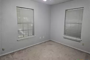 241 Galvin Dr, Seguin, TX 78155 - Photo 6