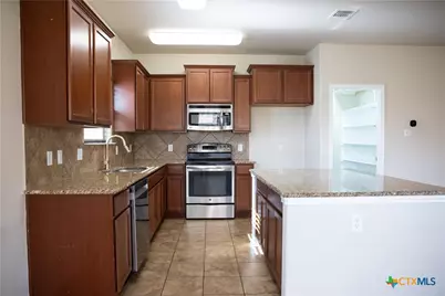 6006 Ambrose Circle, Temple, TX 76502 - Photo 10