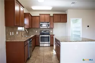 6006 Ambrose Cir, Temple, TX 76502 - Photo 10