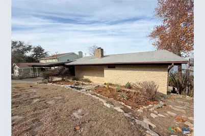 937 Hillcrest Forest, Canyon Lake, TX 78133 - Photo 4