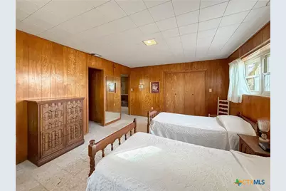 937 Hillcrest Forest, Canyon Lake, TX 78133 - Photo 34