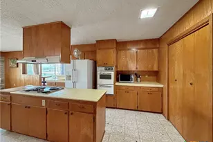 937 Hillcrest Forest, Canyon Lake, TX 78133 - Photo 20