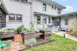 503 S Austin St, Seguin, TX 78155 - Photo 38