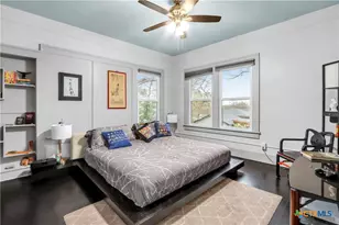 503 S Austin St, Seguin, TX 78155 - Photo 28