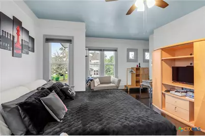 503 S Austin Street, Seguin, TX 78155 - Photo 24