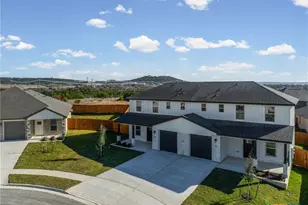 106 Logan Ct, Copperas Cove, TX 76522 - Photo 2