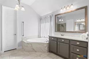 3136 Little Creek Path, Seguin, TX 78155 - Photo 32