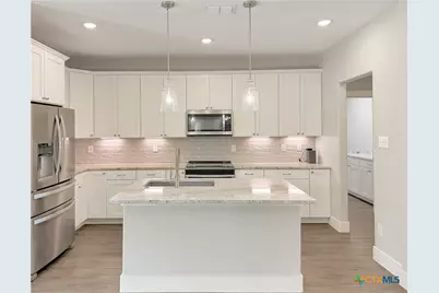 381 Monarch, Canyon Lake, TX 78133 - Photo 10