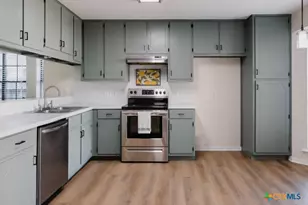 204 Spur Dr, Victoria, TX 77904 - Photo 12