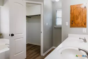 204 Spur Dr, Victoria, TX 77904 - Photo 24