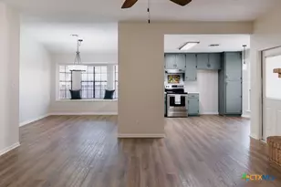 204 Spur Dr, Victoria, TX 77904 - Photo 10