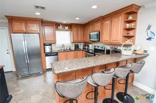 56 Buckskin Dr, Palacios, TX 77465 - Photo 10