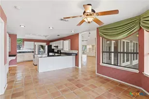 202 Wedgewood, Seguin, TX 78155 - Photo 18