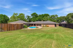 202 Wedgewood, Seguin, TX 78155 - Photo 44