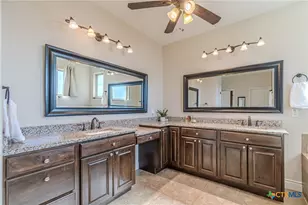 105 Windcliff Way, New Braunfels, TX 78132 - Photo 20