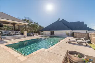 105 Windcliff Way, New Braunfels, TX 78132 - Photo 2