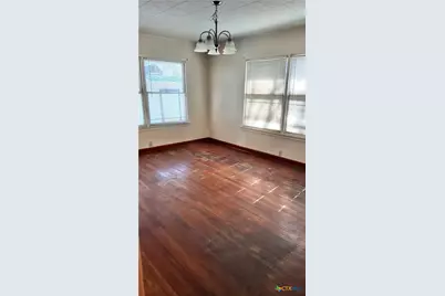 142 W 4th St., Yorktown, TX 78164 - Photo 18