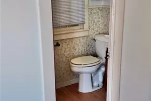 142 W 4th St, Yorktown, TX 78164 - Photo 22