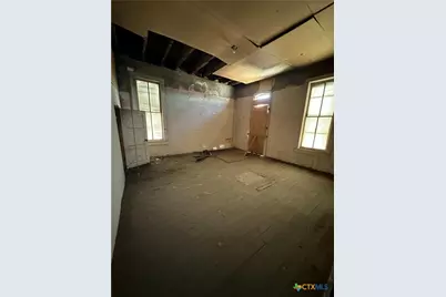 317 N Washington, Beeville, TX 78102 - Photo 24