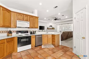 21 Preston Wood, New Braunfels, TX 78132 - Photo 10