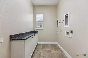 2194 Ranch Loop Dr, New Braunfels, TX 78132 - Photo 32