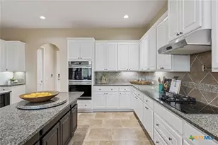 2194 Ranch Loop Dr, New Braunfels, TX 78132 - Photo 18