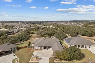 8305 Dorset Dr, Killeen, TX 76542 - Photo 2