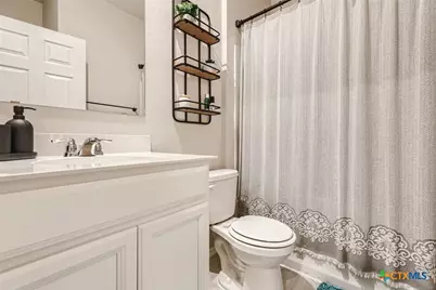 721 Sweetgrass, New Braunfels, TX 78130 - Photo 18