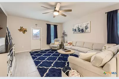 721 Sweetgrass, New Braunfels, TX 78130 - Photo 6