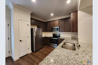 324 Untermaier Drive, New Braunfels, TX 78130 - Photo 6