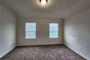 324 Untermaier Dr, New Braunfels, TX 78130 - Photo 16