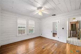 1049 Allen Ave, New Braunfels, TX 78130 - Photo 44